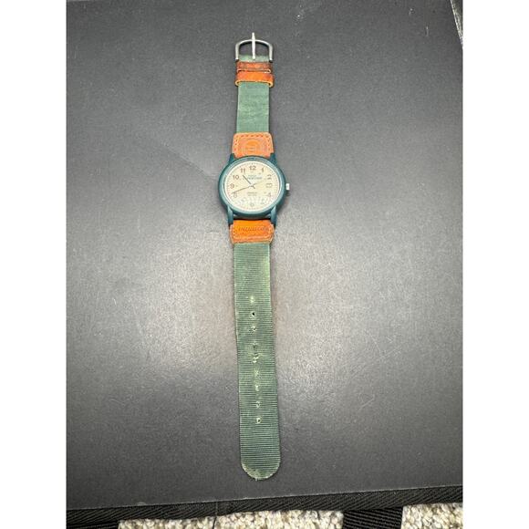 Vtg Timex Expedition Indiglo WR 50 Green Case & Nylon Band 36.7mm Watch - Picture 2 of 9